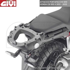 ATTACCO-PORTAPACCHI-GIVI-1121FZ.jpg